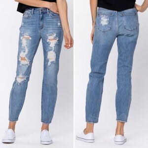 Judy Blue Boyfriend Fit Jeans Destroyed Leg Blue 29